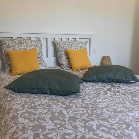 Semesterbostad Caperot Eyres-Moncube