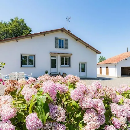 Semesterbostad Caperot *