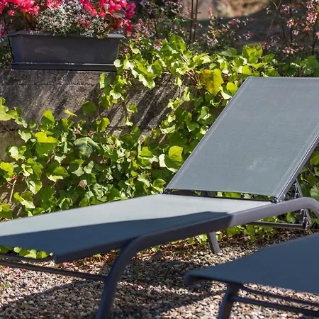 Caperot Eyres-Moncube